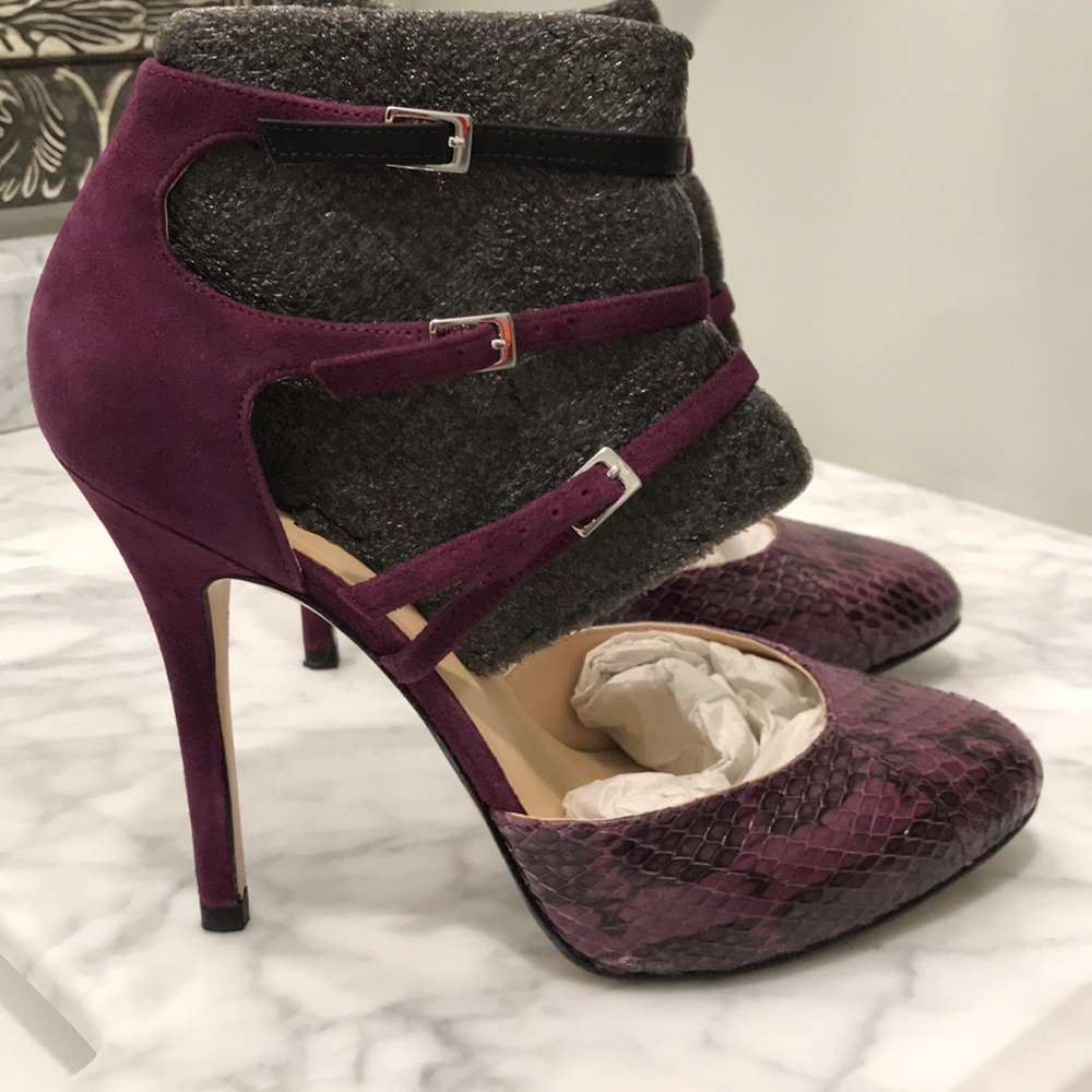Designer Heels - Picture 2 of 7